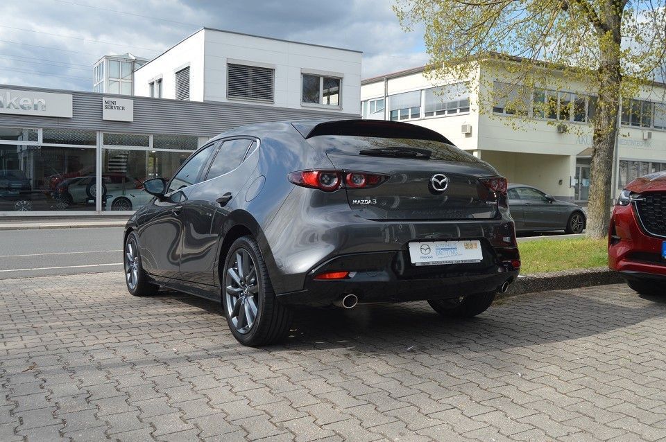 Mazda 3 Lim. 122PS Selection Design-Paket Bose Leder in Lauf a.d. Pegnitz
