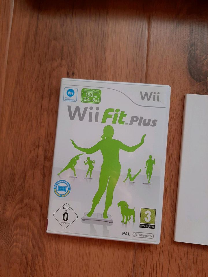 Wii Fit Board plus Spiel Wii Fit Plus in Egeln