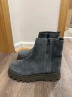 Ara Wildleder Stiefel Plateau Größe 6 1/2 | NEU Nordrhein-Westfalen - Mettmann Vorschau