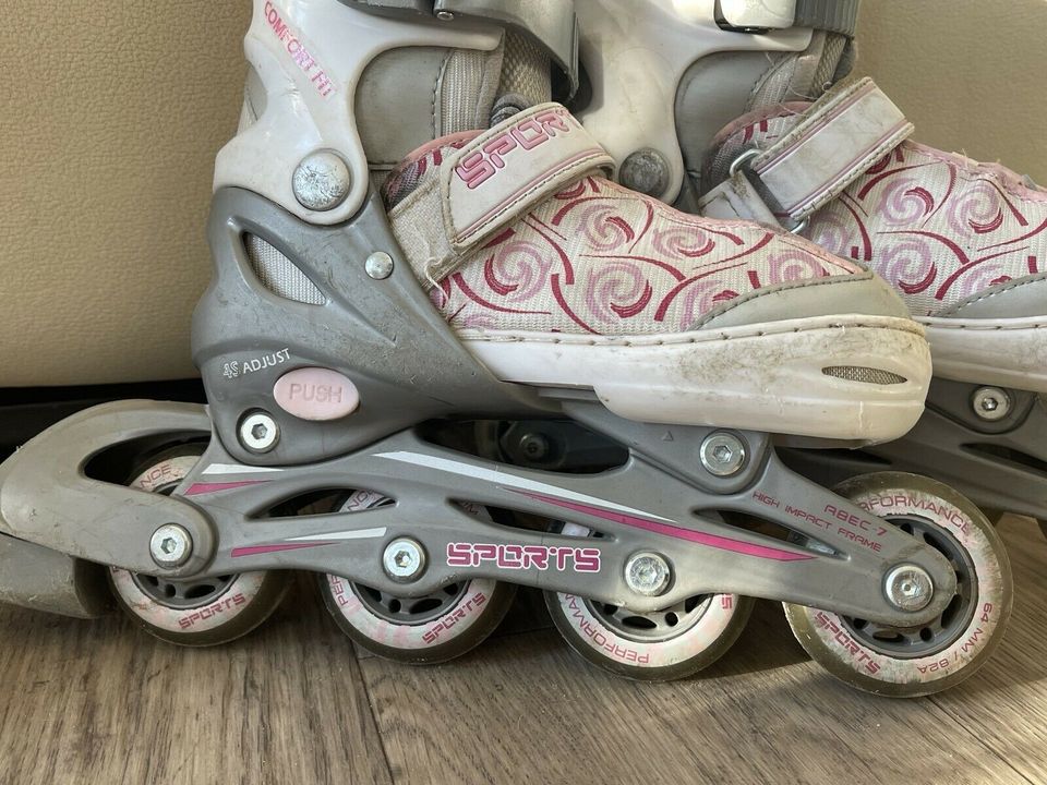 Mädchen Inline Skates Gr. 30-35 verstellbar in Eggersdorf