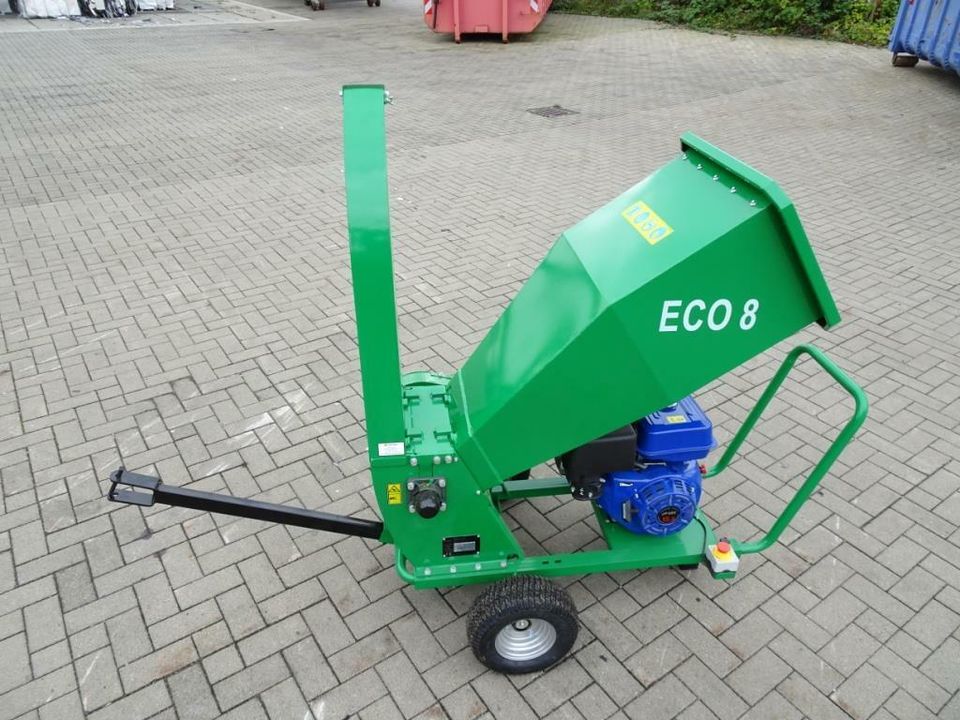 Geo ECO8 15PS Benzin Motor Holzhäcksler Häcksler Schredder NEU in Osterweddingen