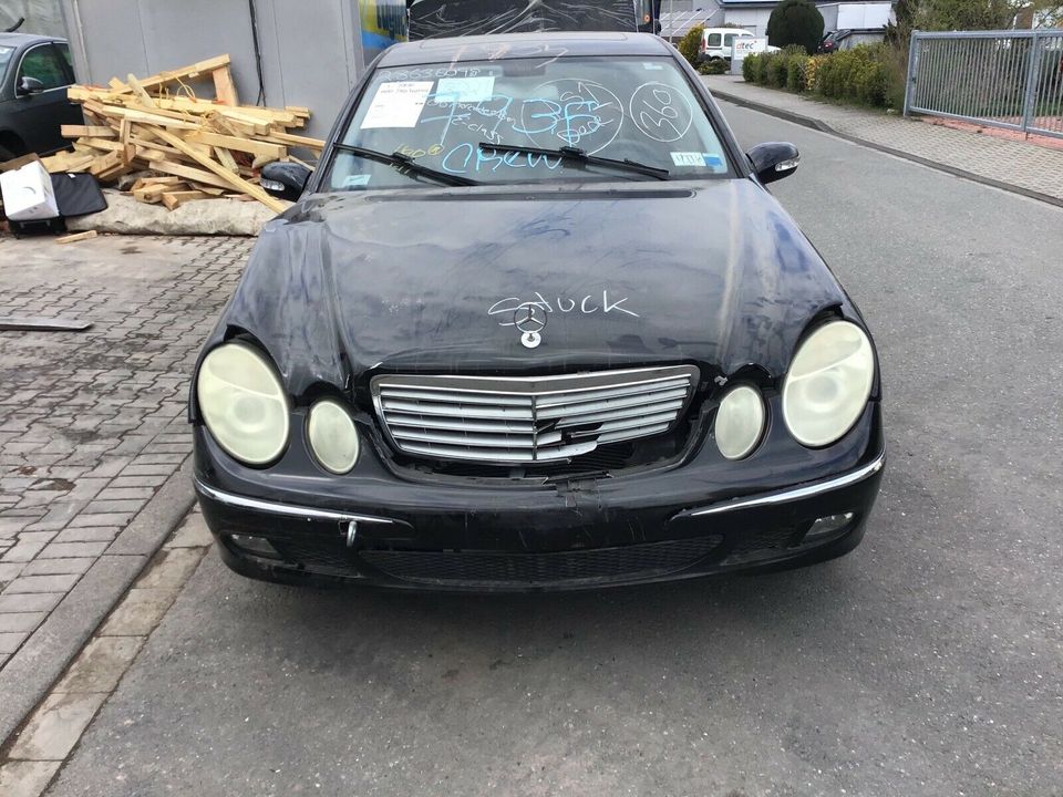 Mercedes E350Benziner 4Matik W211,Alle Ersatzteile ab1€ Farbe:040 in Havixbeck