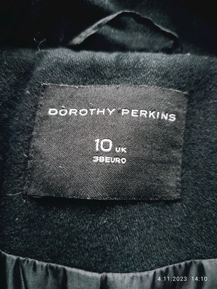 Mantel Dorothy Perkins gr. 38 in Seevetal