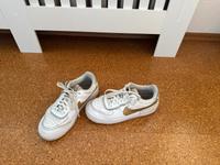 Nike Air  Turnschuhe Größe us 8,5 /42 Sneakers Baden-Württemberg - Böblingen Vorschau