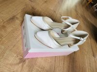 RAINBOW CLUB LETTY Brautschuhe Ivory Satin 5 / 38, Pump, Trichter Hessen - Münster Vorschau