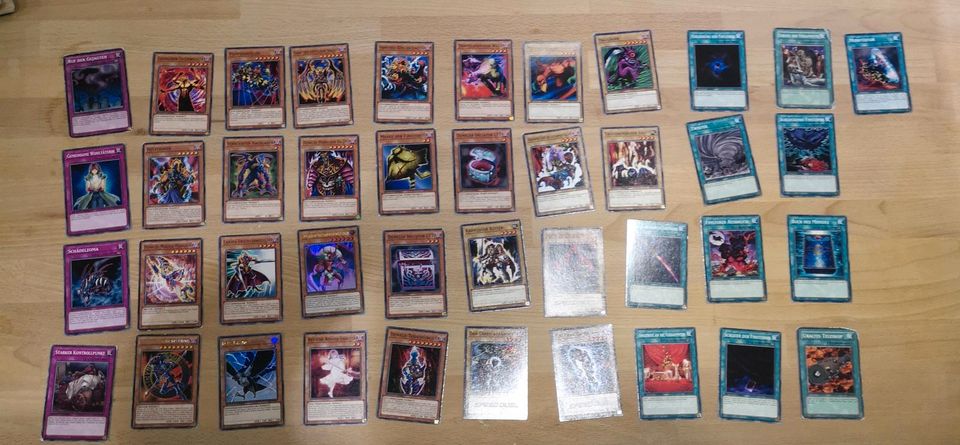 Yugioh Sammlung mit Emperor of Darkness Structure Deck in Duisburg