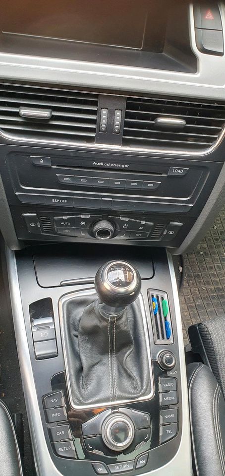 Audi  A4 Avant b8 sline in Bad Aibling