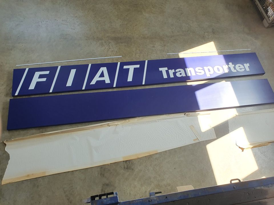 Fiat Transporter Werbetafel / Firmenschild in Balzheim