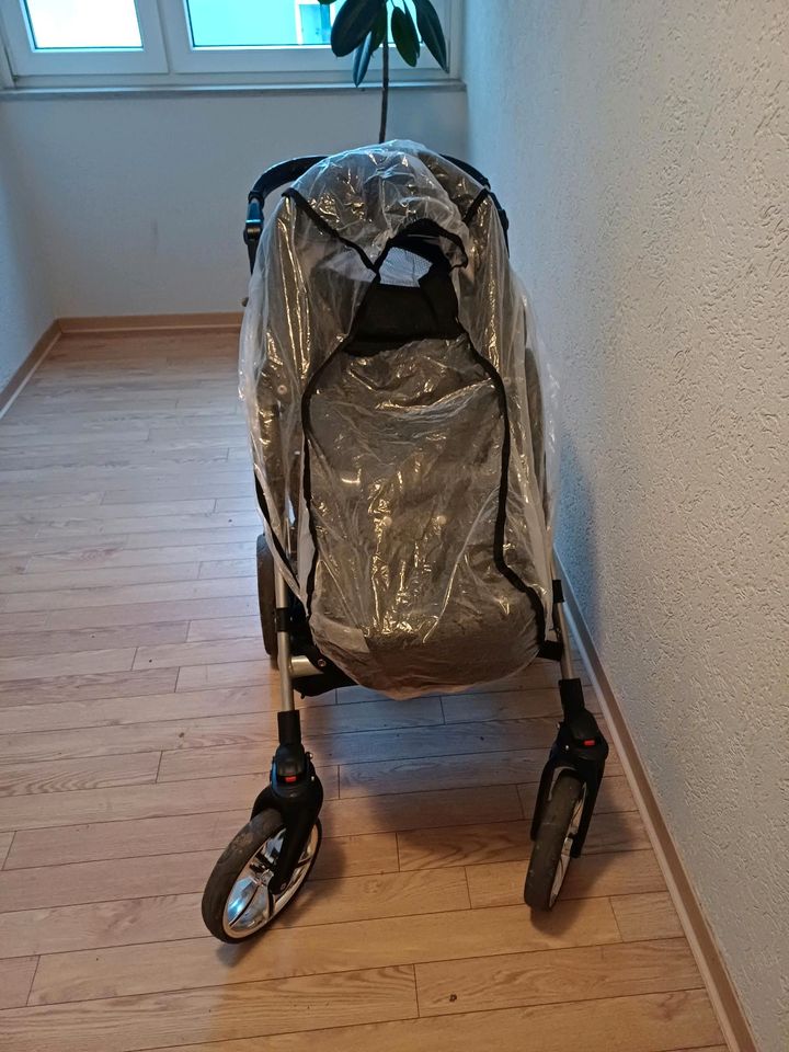 Kinderwagen+Schale in Heilbronn