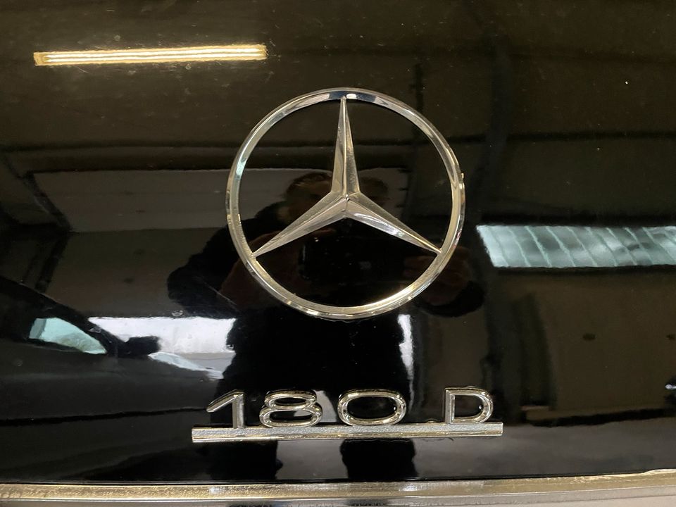 Mercedes-Benz Ponton 180D Schiebedach H Kennzeichen in Meerbusch