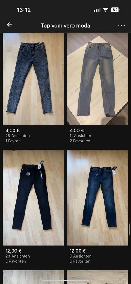 Hosen Jacken pullis Kleider Röcke  von 32-48 in Remscheid