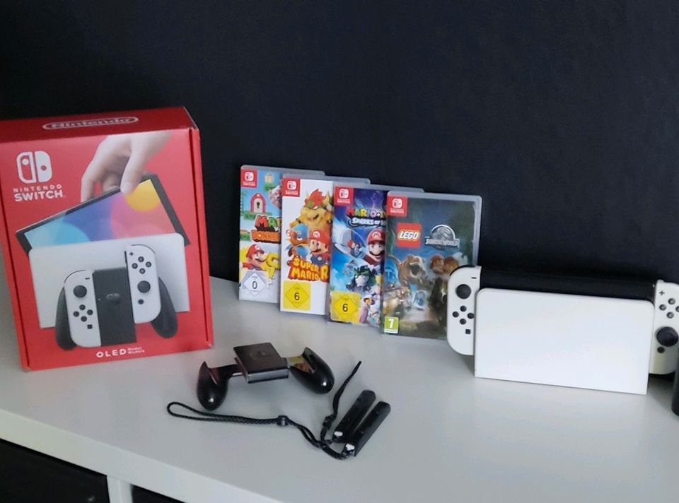 Nintendo Switch OLED-Modell weiß in Herne