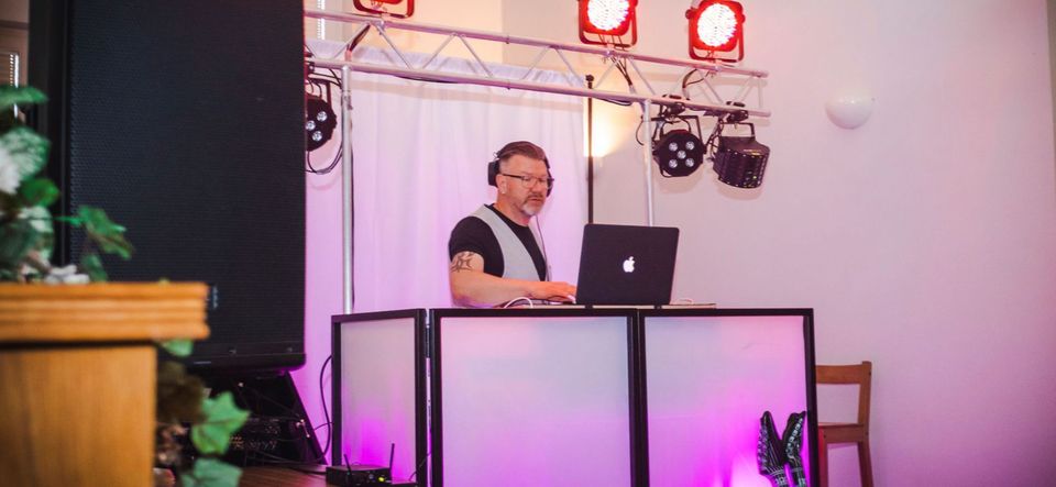 DJ Vanberk für Hochzeiten,Geburtstage,Abi und Firmenfeiern in Delmenhorst