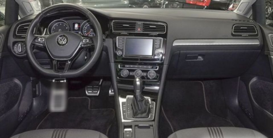 VW Golf 7 1.2 TSI BluMotion - top gepflegt, wenig gefahren in Gilching