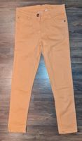 Coole orange Jeanshose für Mädchen Größe 128 Sachsen-Anhalt - Magdeburg Vorschau