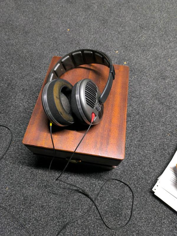 Used Sennheiser HD 540 Headphones for Sale | HifiShark.com Used Sennheiser HD 540 Headphones for Sale | HifiShark.com