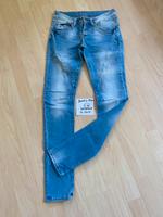 Jeanshose Gr. 36 FB sister von New Yorker Top neuwertig blau Harburg - Hamburg Eißendorf Vorschau