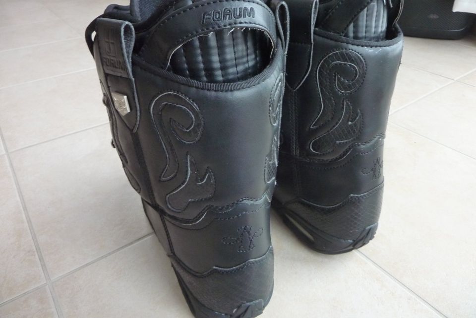 Snowboard Boots Schuhe STAMPEDE FORUM Gr 42 Women in Solingen