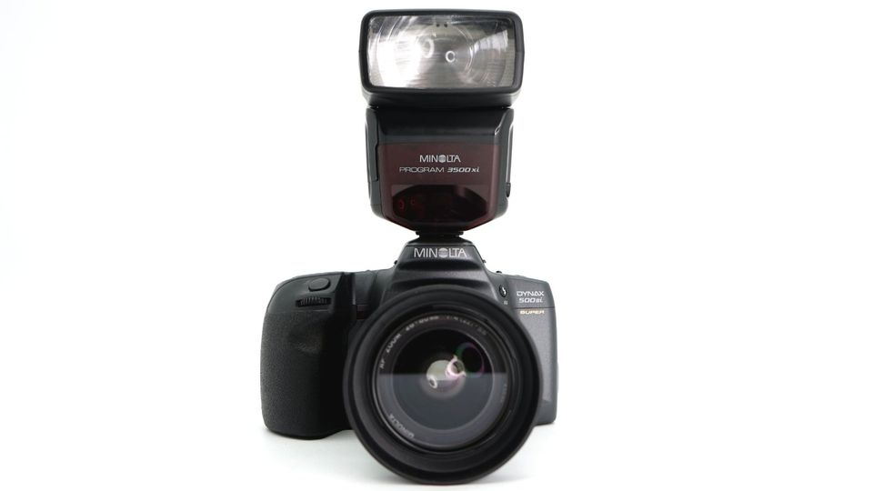 Minolta DYNAX 500si Super SLR Kamera 2 Objektive Blitz Tasche in Gefrees