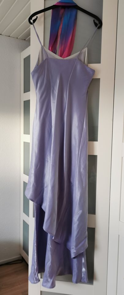 Abendkleid fliederfarben 40/42 in Peine