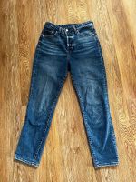 H&M jeans boyfriend mom 36 hose top Schleswig-Holstein - Brunsbek Vorschau