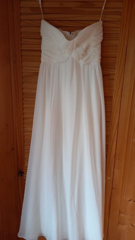 Brautkleid Elfenbein trägerlos in Lübeck