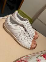 Adidas Superstar 40 neu Niedersachsen - Dornum Vorschau