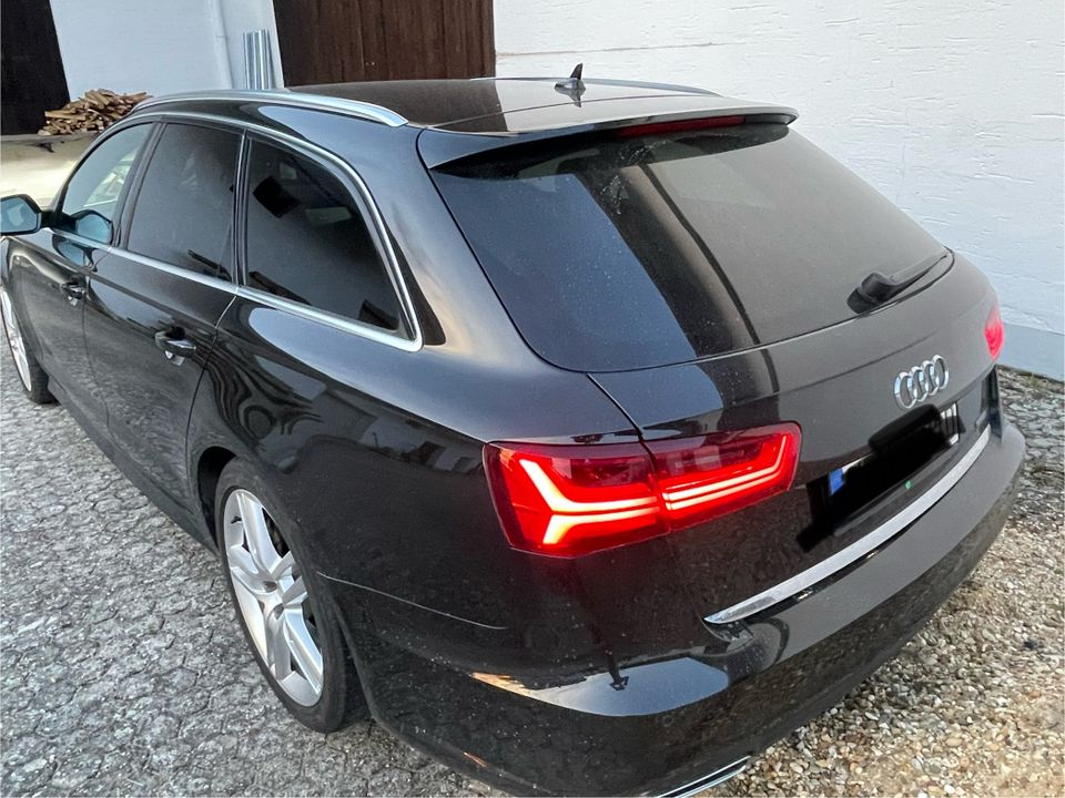 Audi A6 Avant S line 3.0 TDI quattro / Bose/ Navi Plus/ ACC/ Sthe in Bad Abbach