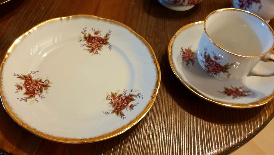 Antikes Kaffee Porzellan für Sammler in Werl