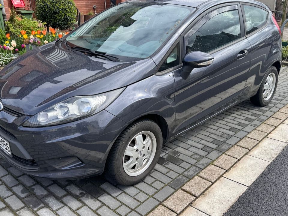 Ford Fiesta 1,25    Klimaanlage in Oberhausen