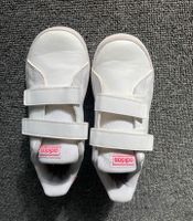 Adidas Mädchen Schuhe, Sneaker, Größe 27 Sachsen - Röderaue Vorschau