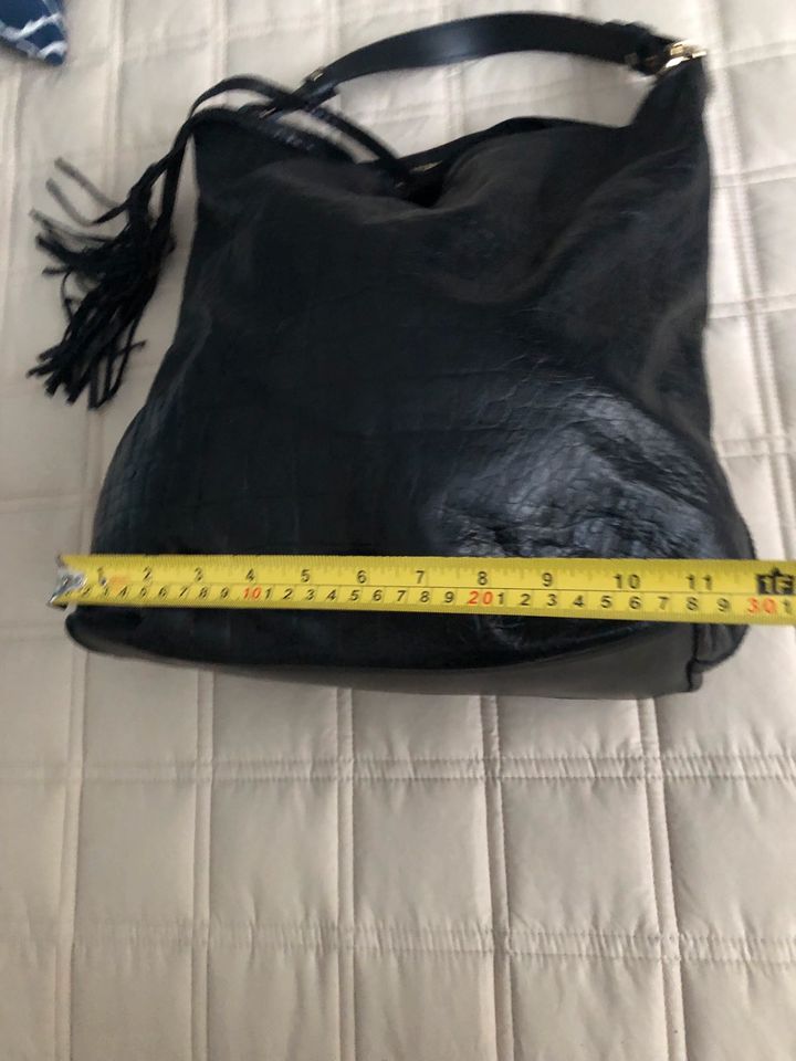 Ledertasche Shopper schwarz neu in Hamburg