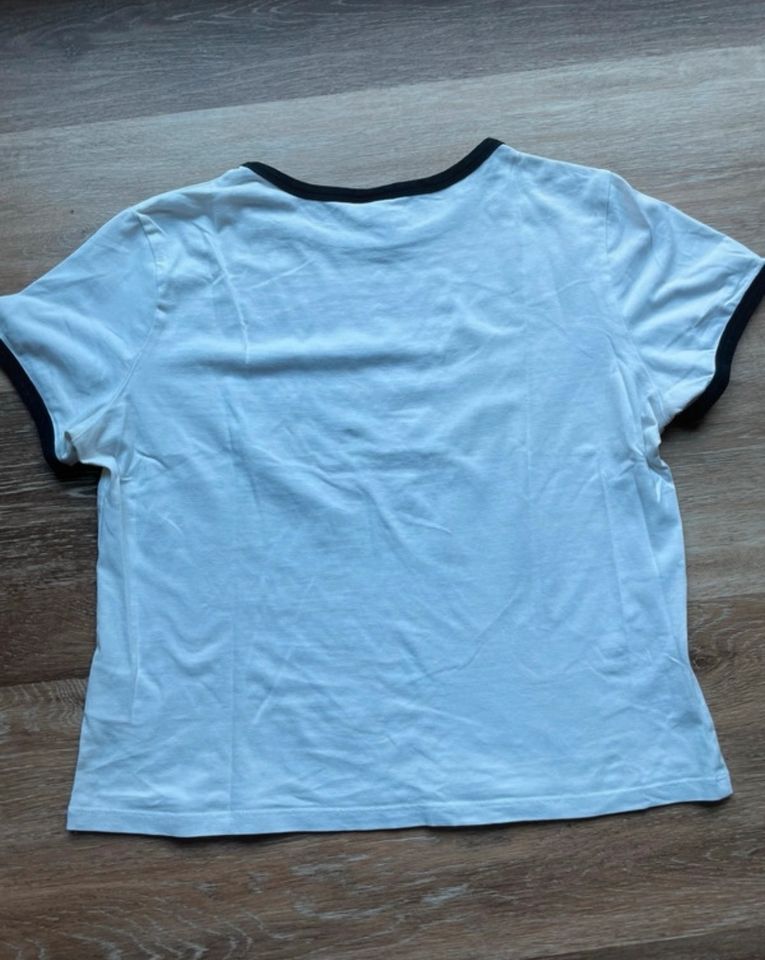 Weißes T-Shirt in Landau a d Isar