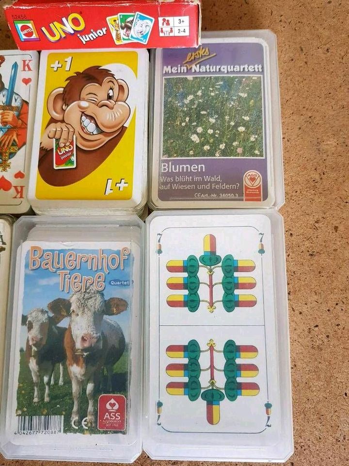 Spielkarten Uno Junior Karten Poker Spielen König Dame Herz Blatt in Plattling