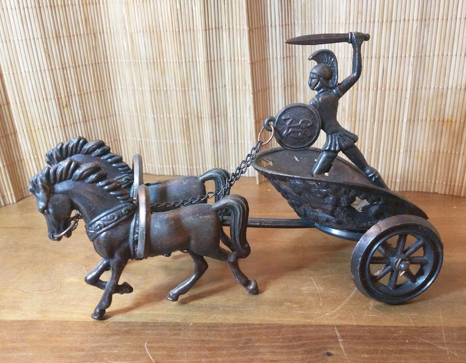 Antik, griechischer Streitwagen, Bronze in Fürth