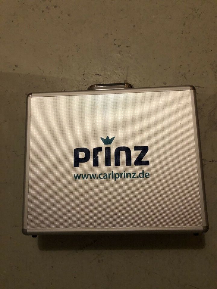 Prinz Metall schienen Koffer in Stuttgart