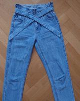 MOM Jeans Gr. 38, Laulia mit Gürtel München - Trudering-Riem Vorschau