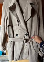 Wildlederjacke/ kurzer Trenchcoat von Zara in beige, Größe M Neu Findorff - Findorff-Bürgerweide Vorschau