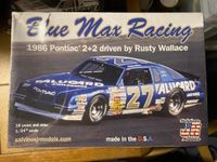 Salvinos Jr. 1/24 No. 27 1986 Pontiac 2+2 Rusty Wallace Niedersachsen - Emden Vorschau