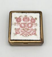 Vintage Pillendose Schmuckbox Blumen Biedermeier Rosa Schatulle Schwerin - Altstadt Vorschau