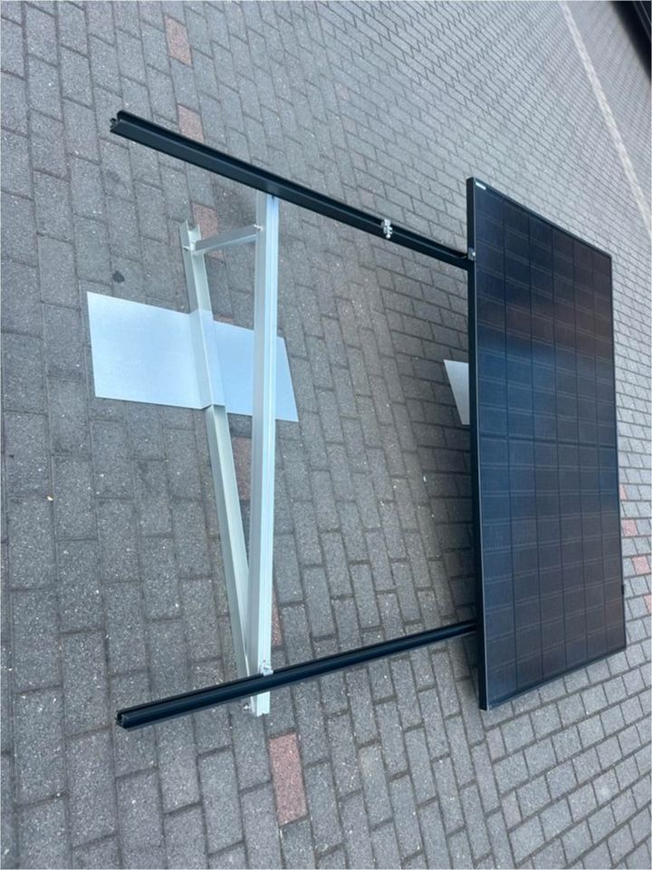 Aufständerung für 2 Solarmodul Halterung Montage für Balkonkraftwerk Flachdach Fassade in Eisleben