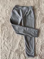 Graue Stoffhose von Bershka Größe S Buchholz-Kleefeld - Hannover Groß Buchholz Vorschau