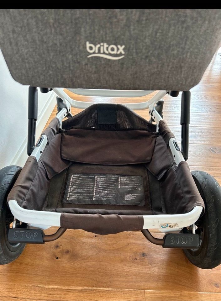 Kinderwagen Britax Römer Go Next inklusive Babywanne in Saarbrücken