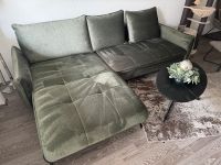 Neuwertige Couch Moosgrün Nordrhein-Westfalen - Herten Vorschau