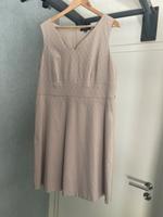 Comma Damen Kleid altrosa Gr.44 Sachsen-Anhalt - Holzweißig Vorschau