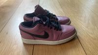 Jordan 1 Low Mulberry (Damen) | Nike Berlin - Charlottenburg Vorschau