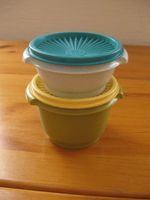 Tupperware Tupper Sonnen-Deckel-Dosen klein retro auch einzeln Nordrhein-Westfalen - Iserlohn Vorschau