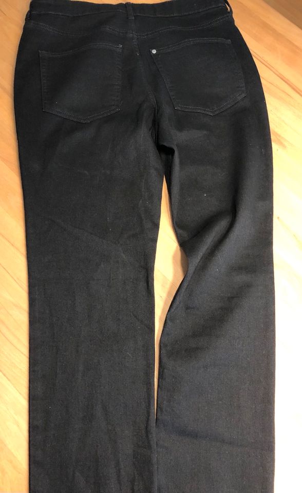 Jeans skinny fit Gr. 170 von H&M schwarz in Itzgrund