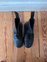 Original Dr. Martens Gr. 37, Airwair, Echtleder, genarbtes Leder Berlin - Charlottenburg Vorschau