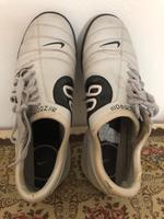 Sehr schön und gute Sport Schuhe aus NIKE Baden-Württemberg - Reutlingen Vorschau